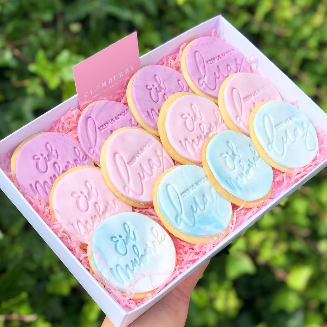 Box of 12 GlamBiscuits